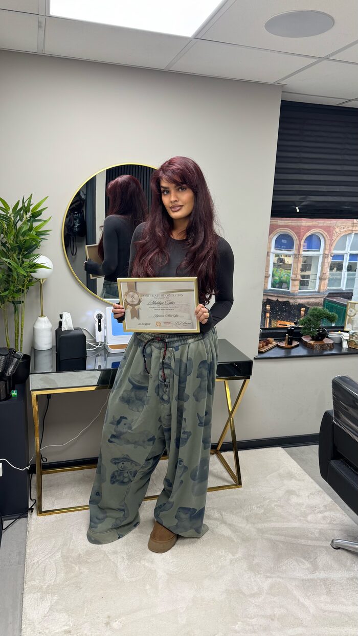 Mizōku Advanced Head Spa Practitioner graduate 1